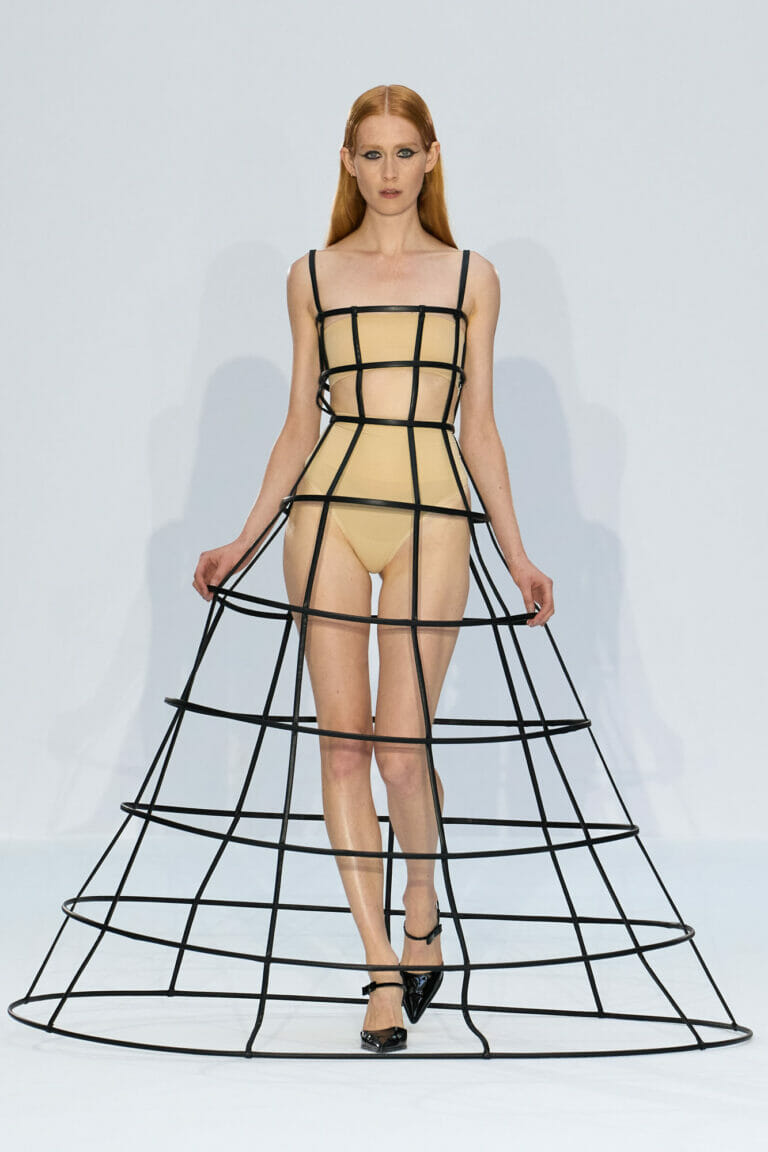 KIMHEKIM OBSESSION ‘NOIR ET BLANC’