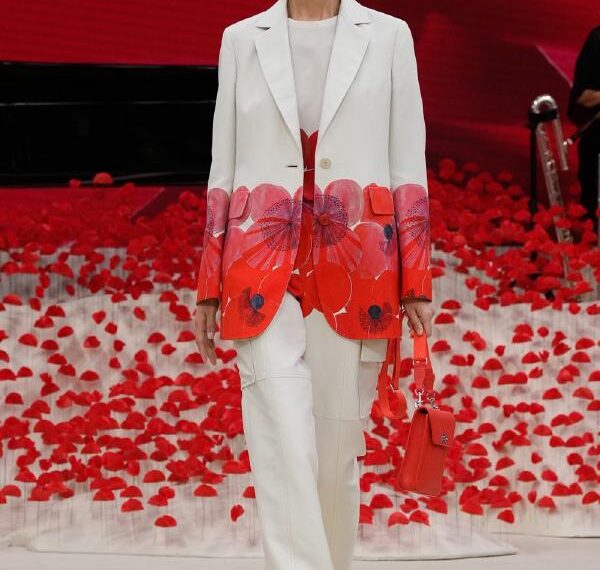 AKRIS SPRING/SUMMER 2024