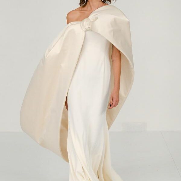 ALEXIS MABILLE EFFORTLESS ELEGANCE