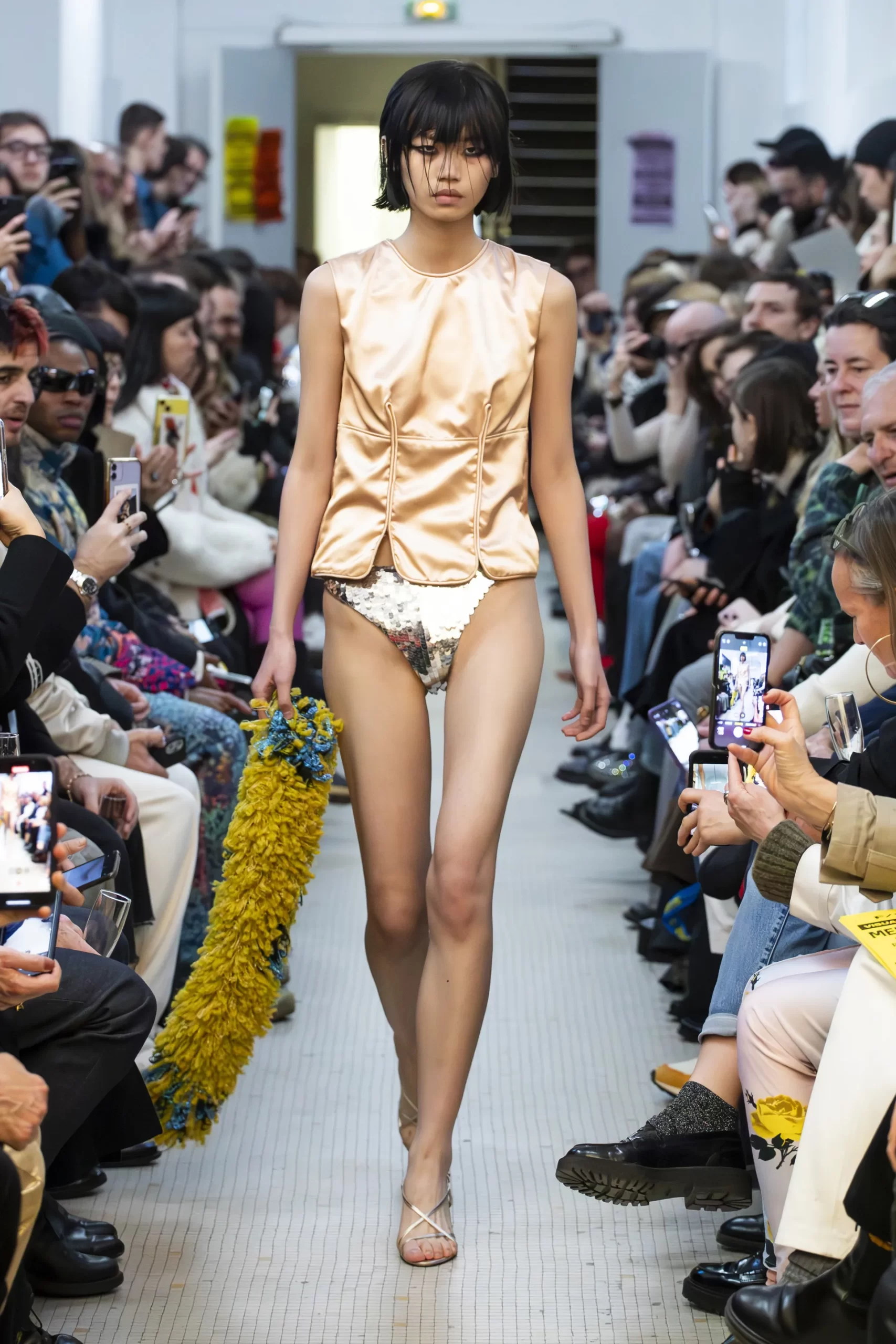 MERYLL ROGGE BACK TO SCHOOL