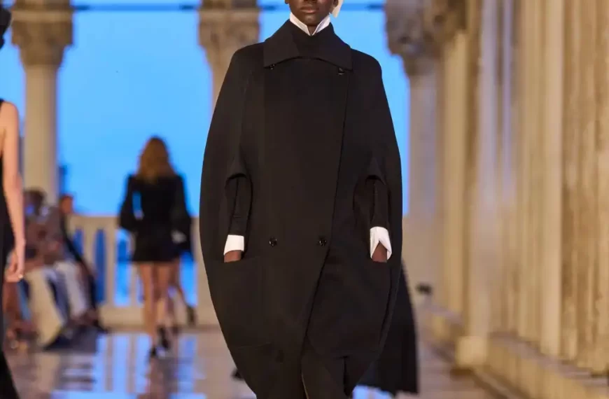 MAX MARA RESORT IN VENICE