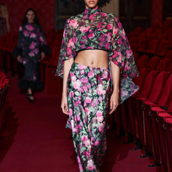 UNGARO DANCE WITH DUSK
