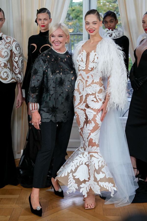 YANINA COUTURE BEAUTY IS FOREVER