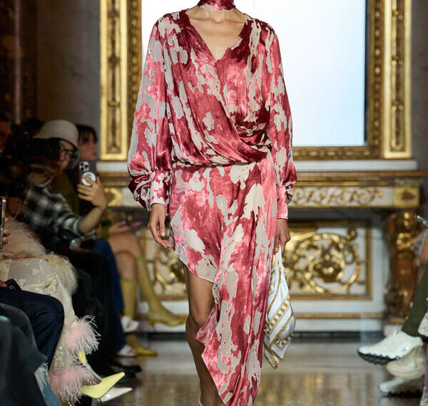 SARAWONG S/S 26 — NO WHERE