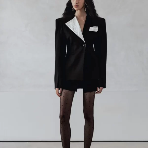 VAUTRAIT A TIMELESS COLLECTOR