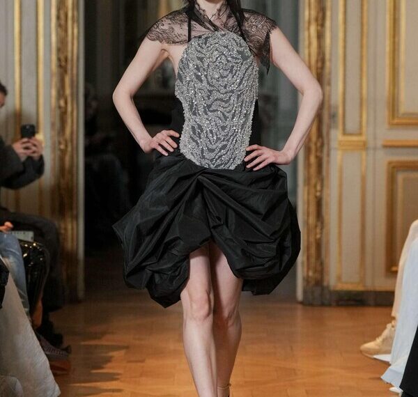 PEET DULLAERT BOLDNESS AND FLUIDITY