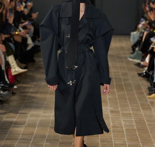 VAILLANT FREEDOM AND FRENDSHIP