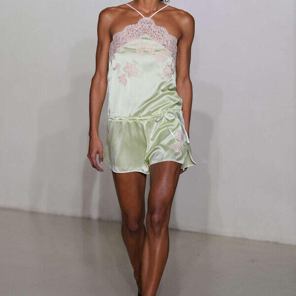 VAILLANT A BALLETIC RETURN