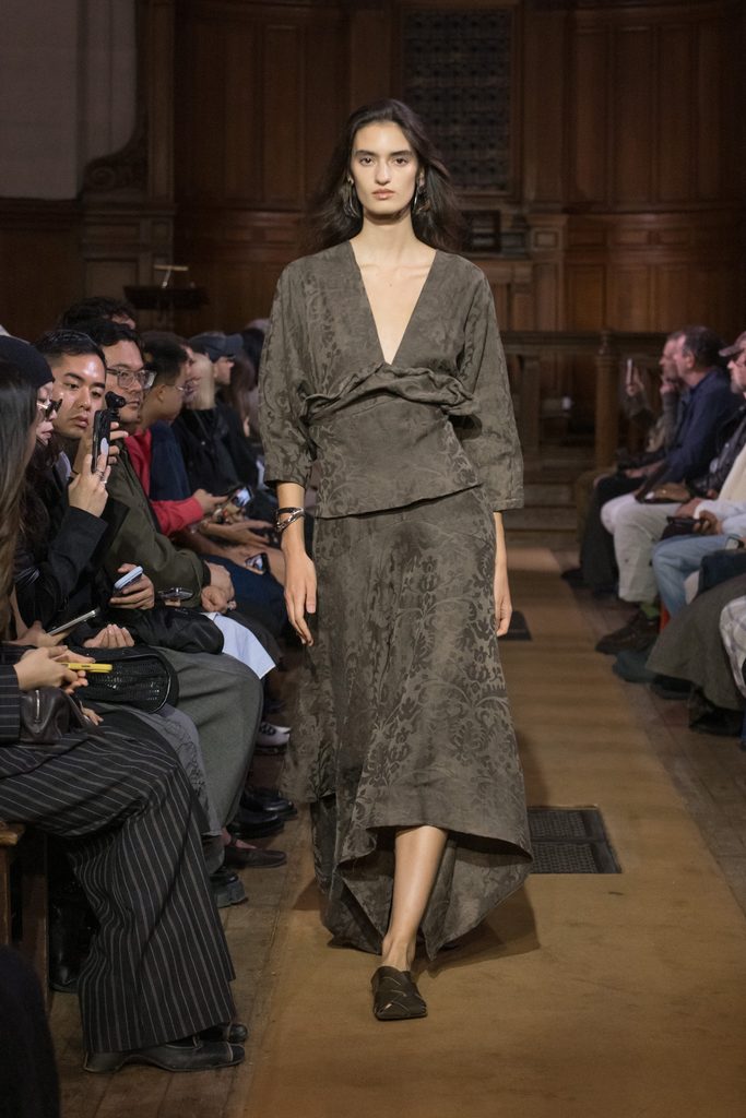 Model on the runway at the Uma Wang fashion show in Paris, Spring Summer 2027 Ready To Wear Fashion Week, Runway Look #005