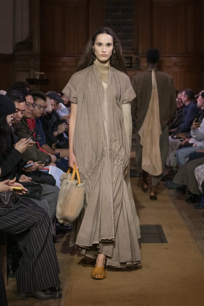 Model on the runway at the Uma Wang fashion show in Paris, Spring Summer 2027 Ready To Wear Fashion Week, Runway Look #012