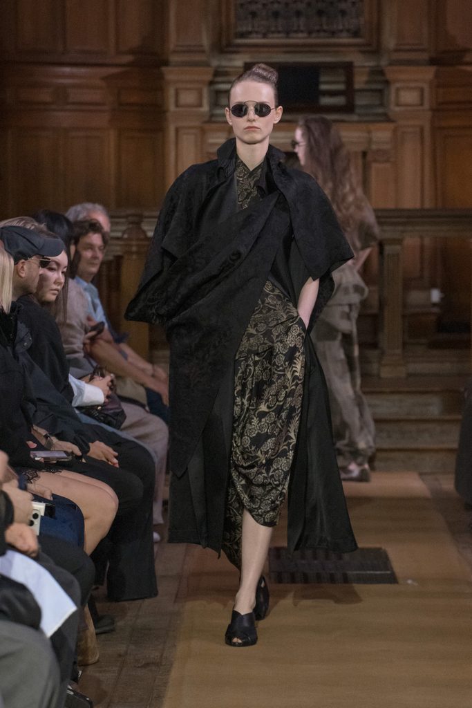 Model on the runway at the Uma Wang fashion show in Paris, Spring Summer 2027 Ready To Wear Fashion Week, Runway Look #030